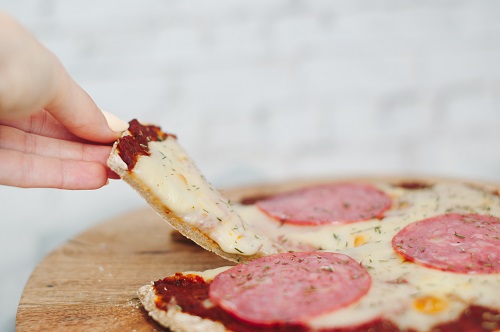 Ballaststoffreiche gesunde Pizza bei Diabetes und Darmproblemen